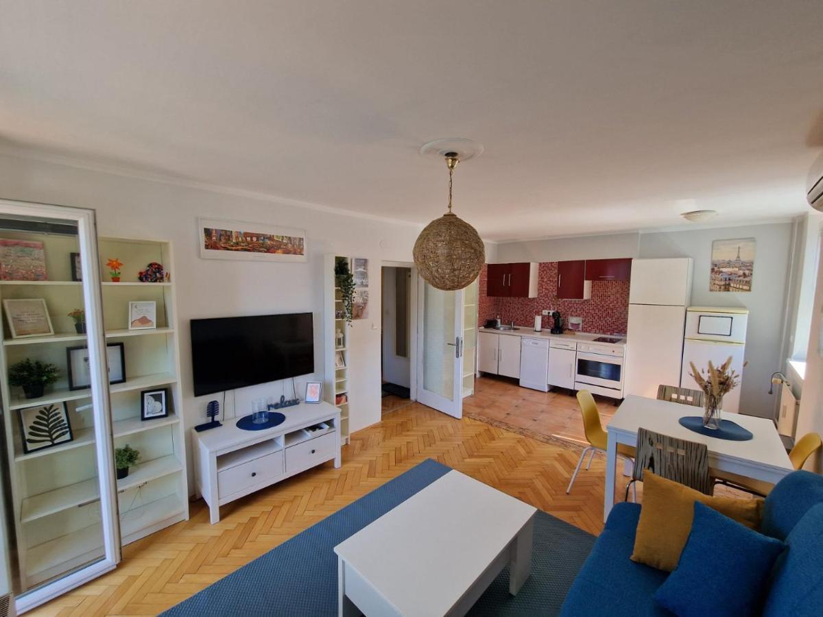 Lovely Condo With Free Parking Ljubljana Luaran gambar